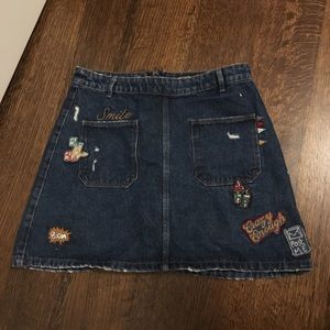 🌸3/$20 Mini denim skirt with patches